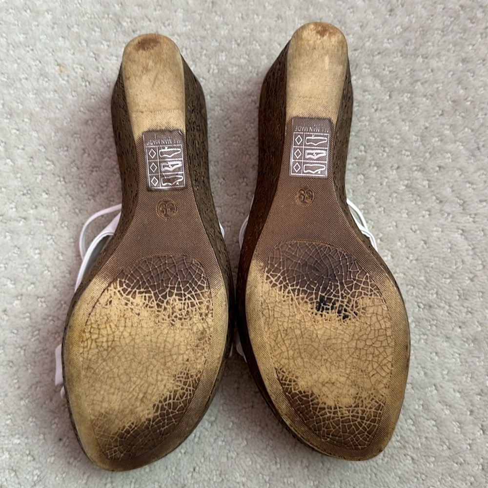 Italmoda Wedges - Picture 6 of 9